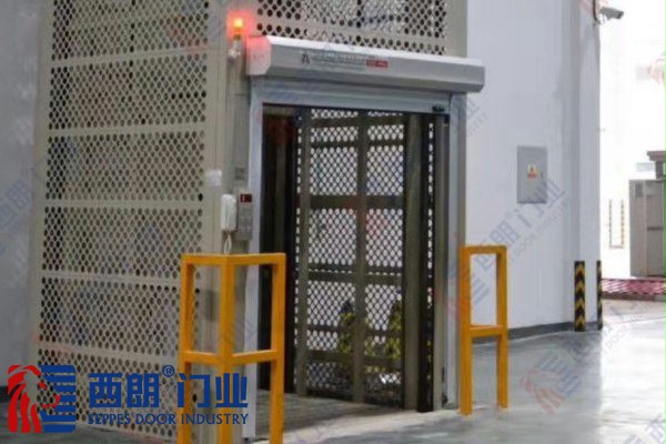 货梯间使用的快速门