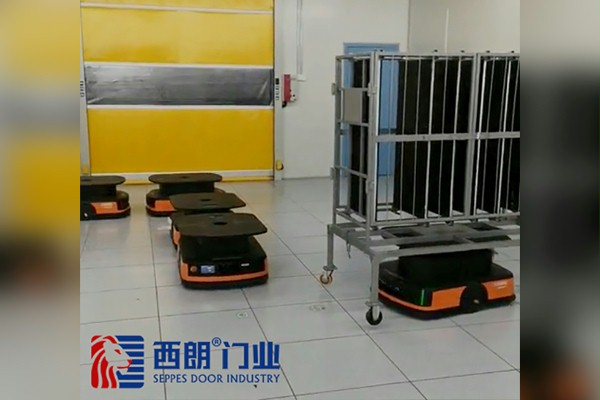 AGV无人搬运车联动快速门