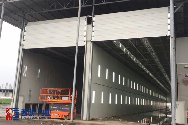 上海翻板工业提升门