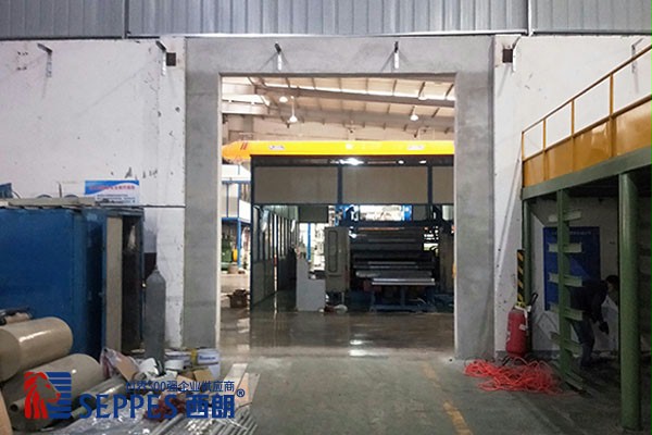 器材制造间防尘防虫快速卷帘门