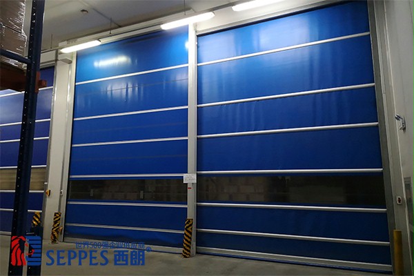 医疗器械仓储车间自动快速门1 医疗器械仓储车间自动快速门